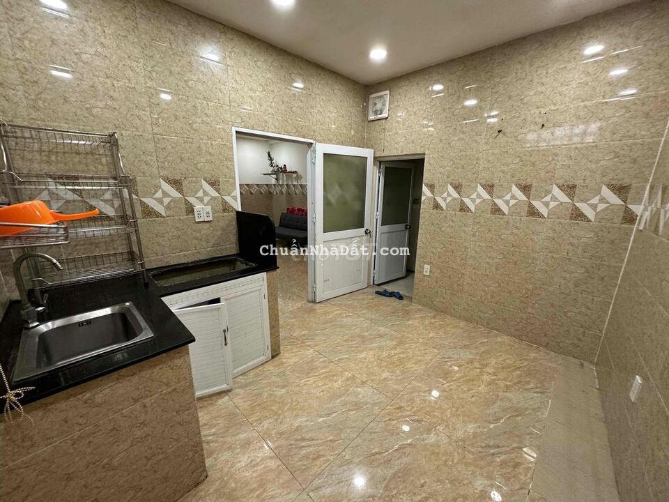 Cho Thuê Nhà Nguyên Căn Mới. Hẻm Xe Hơi.