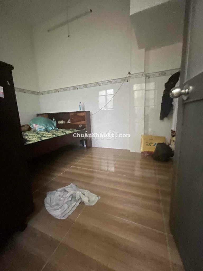 Trệt 1 lầu 4x15m có 3pn, 2wc Nơ Trang Long P11 giá chỉ 11,5 triệu