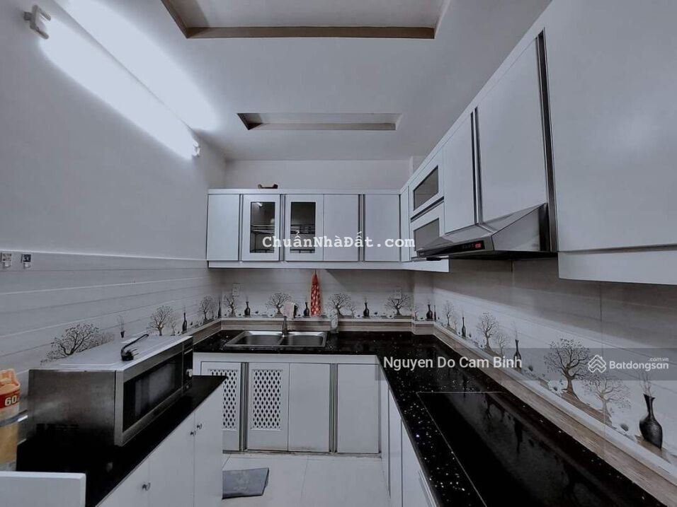 Cho thuê nhà Hoàng Hoa Thám, 5*12m, 5PN, HXH, 29 tr/th. 0933 964 533