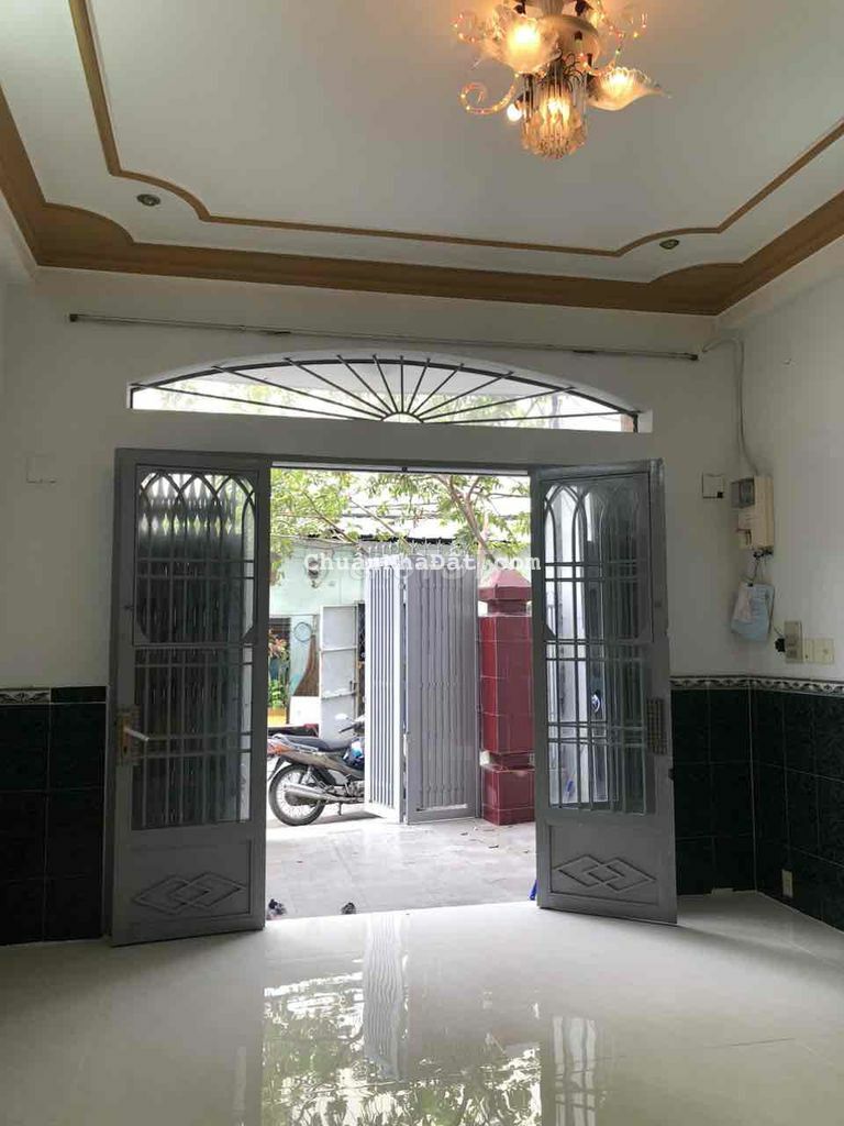 Cho thuê nhà đường xe hơi. 4 phòng ngủ Cho thuê nhà đường xe hơi. 4 phòng ngủ