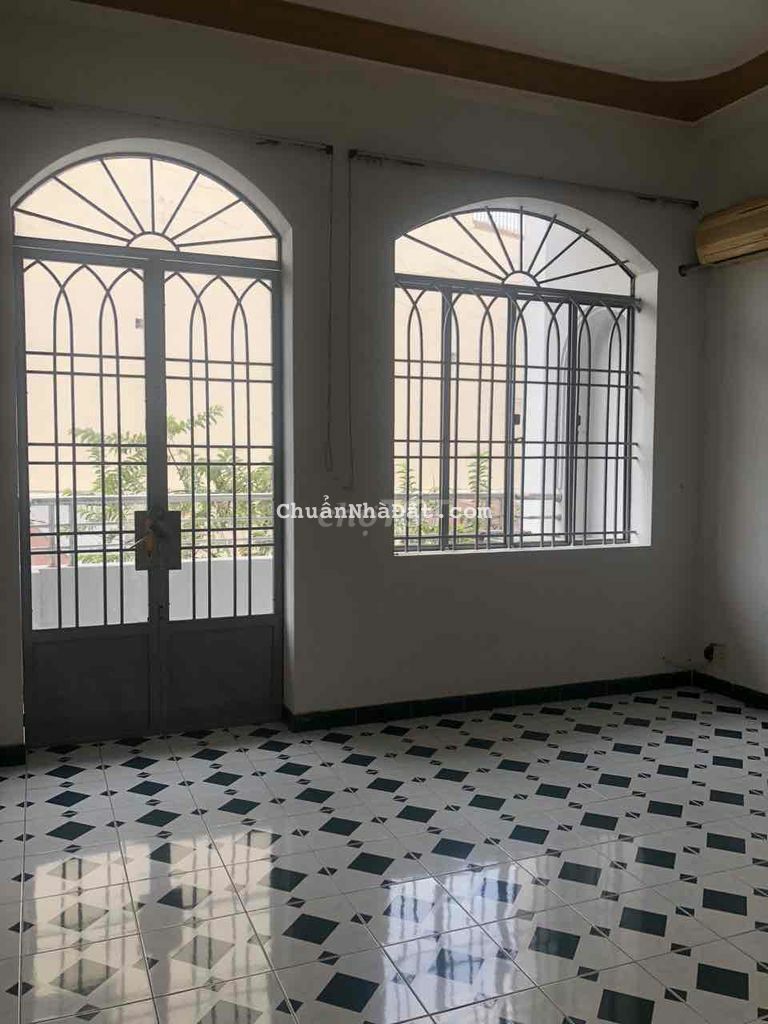 Cho thuê nhà đường xe hơi. 4 phòng ngủ Cho thuê nhà đường xe hơi. 4 phòng ngủ