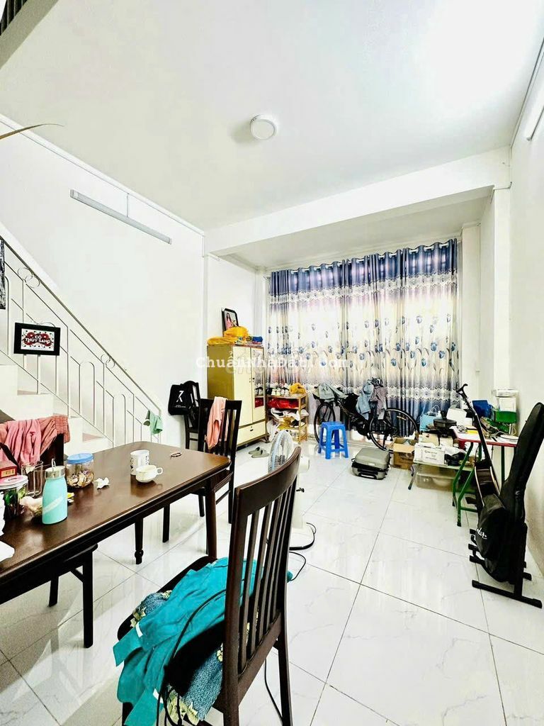 Cho thuê nhà nguyên căn Bùi ĐÌnh Túy ,P.12,BT ,4x17 ,2T giá 12tr/