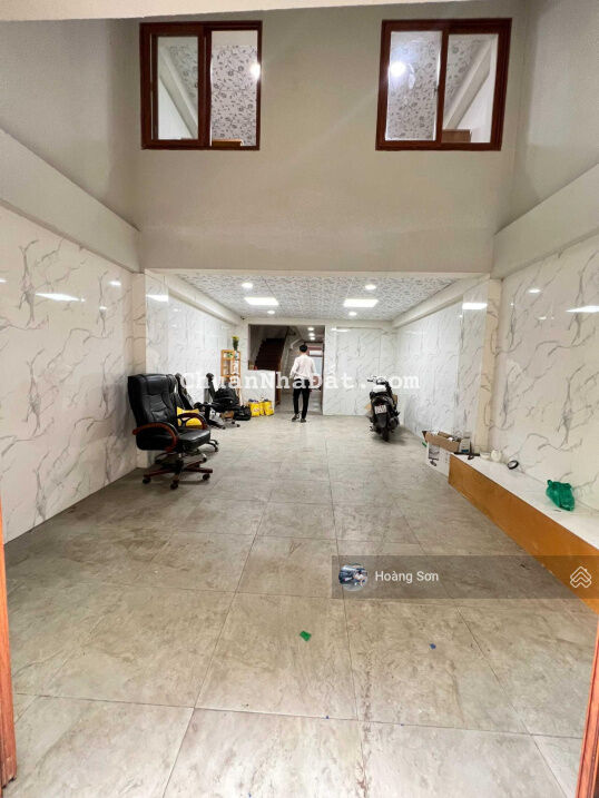 HXH đường Phạm Văn Đồng: Trệt 5 lầu thang máy 11 phòng cho đầu tư CHDV, KTX HXH đường Phạm Văn Đồng: Trệt 5 lầu thang máy 11 phòng cho đầu tư CHDV, KTX