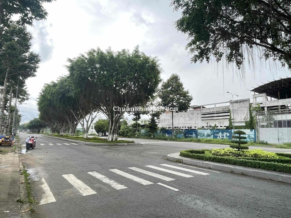 CHO THUÊ 11 CĂN NHÀ CẤP 4 MỚI XÂY MT ĐẶNG VĂN ĐẦY GIÁ 10 TRIỆU CHO THUÊ 11 CĂN NHÀ CẤP 4 MỚI XÂY MT ĐẶNG VĂN ĐẦY GIÁ 10 TRIỆU