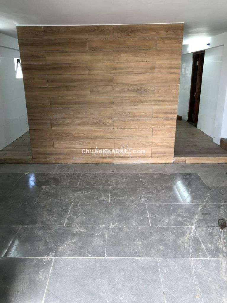 NHÀ 1 LẦU HIỆN ĐẠI SANG TRỌNG MẶT TIỀN LỘ OTO GẦN TRẦN QUANG DIỆU