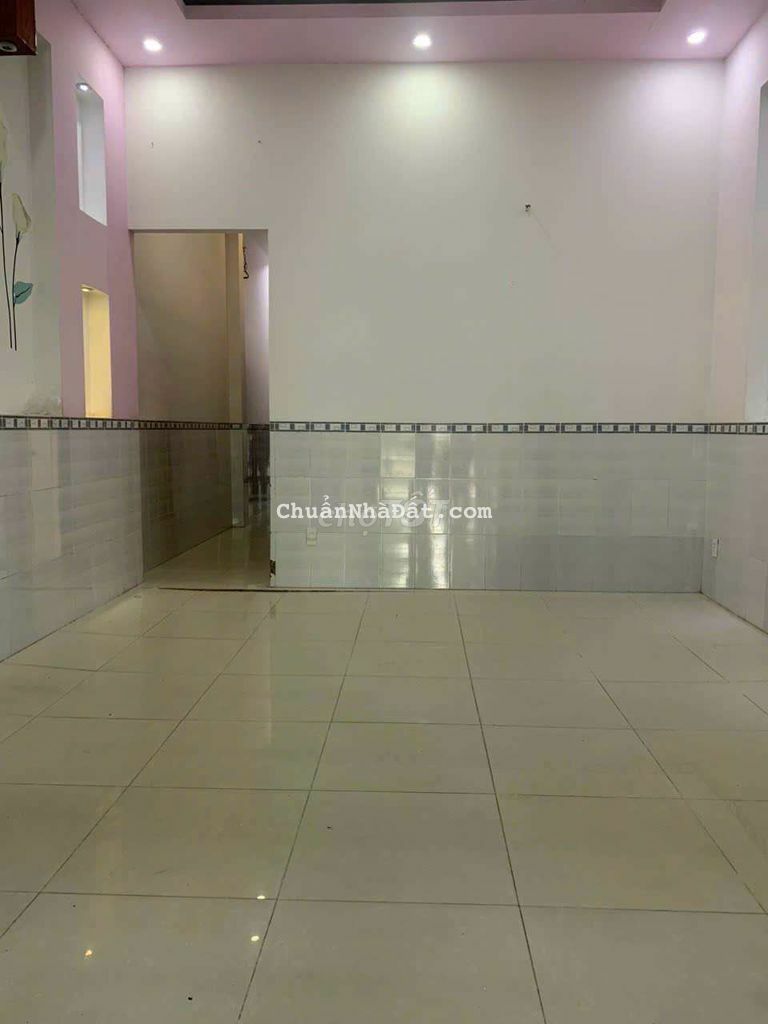 NHÀ MỚI ĐẸP 2PN, LỘ Ô TÔ CHỈ CỘC 1 THÁNG, KV ĐÔNG DÂN CƯ