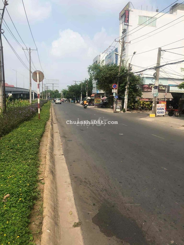 cho thuê nhà MTKD Trần Văn Giàu, 5x20m 3 tấm giá 15tr/th