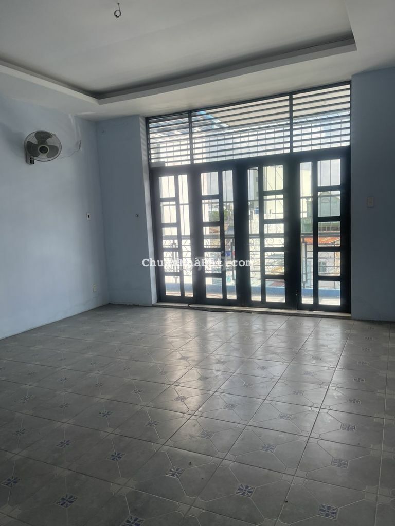 Nhà [5x20] Khu Tên Lửa 2 Lầu 4 Phòng Ngủ - Đường Rộng 12 Mét