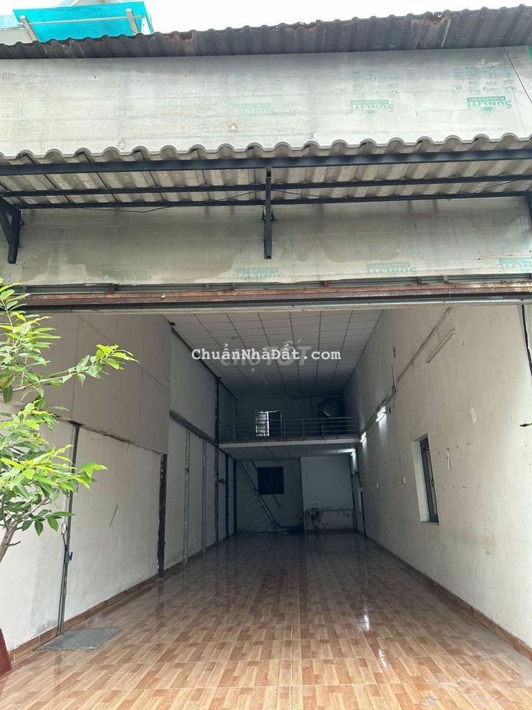 7triệu nhà 5×20=100m2 có điện 3 pha.hướng nam