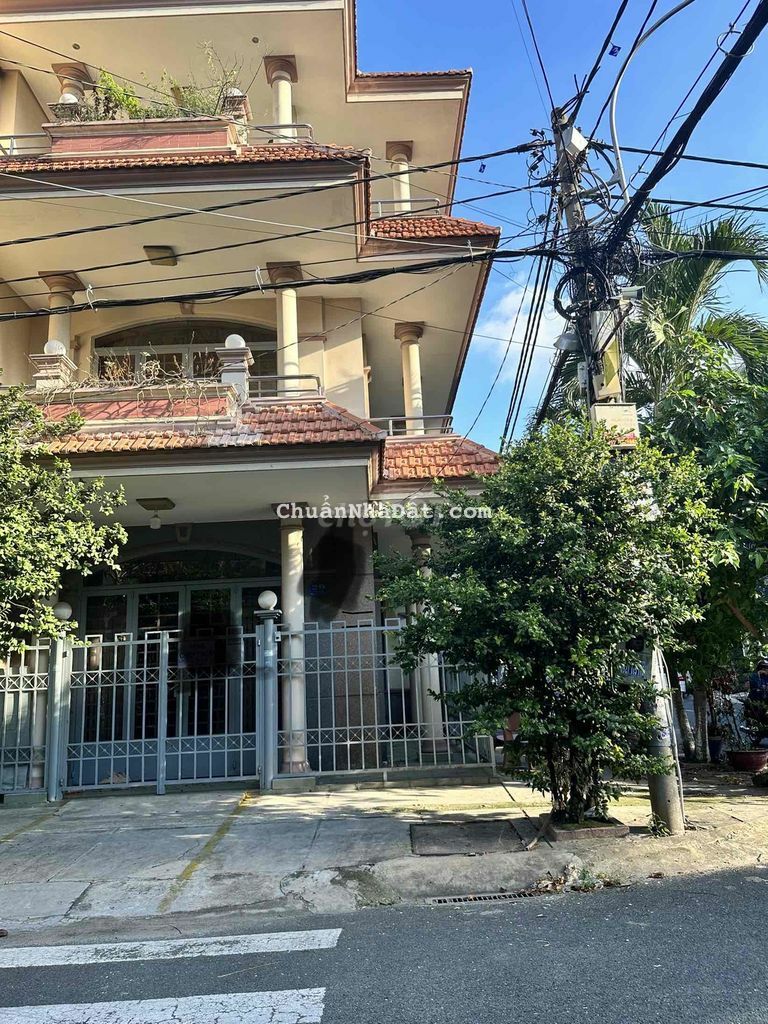 Cho thuê nhà góc 2 mặt tiền khu tên lửa 6 x 20