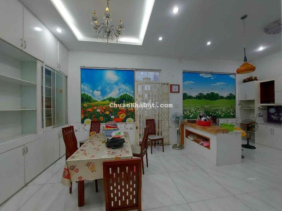 Cho thuê biệt thự góc 2MT có nội thất khu tên lửa