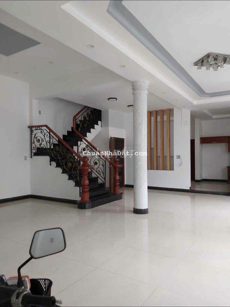 Biệt thự 2 mặt tiền Khu Tên Lửa 2 Lầu 6 Phòng Ngủ