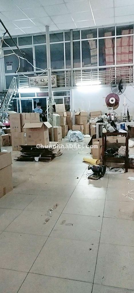 Kho xưởng sạch sẽ.Gần ngã 4 Gò Mây.2 phòng ngủ 2 tollet.13 triệu