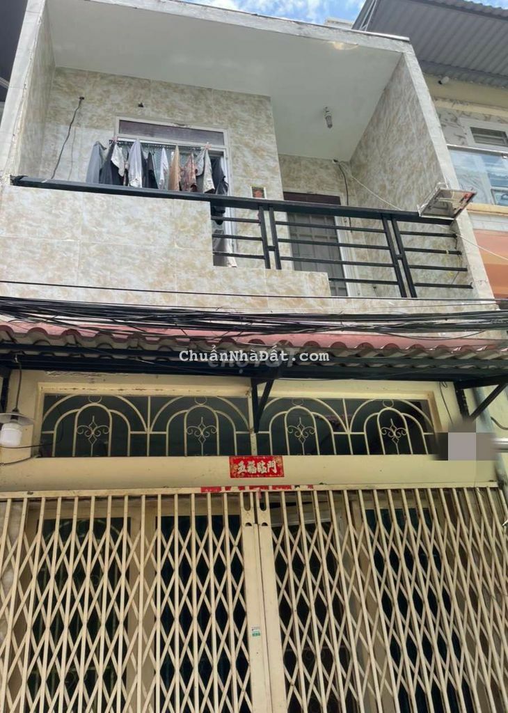 Nhà 1 lầu 2 Phòng ngủ hẻm xe hơi thông Hương Lộ 2 qua Chiến lược