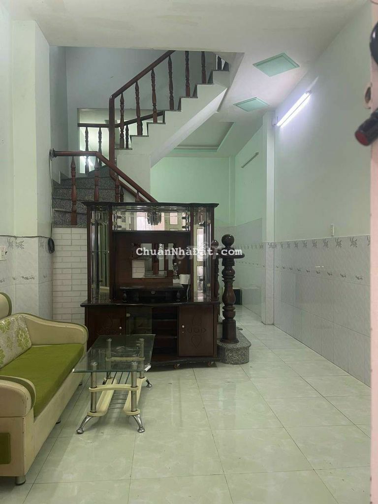 Nhà đẹp 3,5 x 10 có 3pn 2wc hẻm hương lộ 2