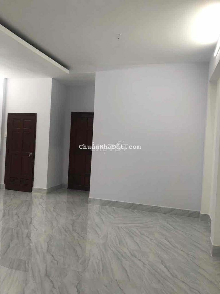 Cho thuê MTKD đường số 4 dt 6x22m 4.5 tấm Tên Lửa Aeon Bình Tân