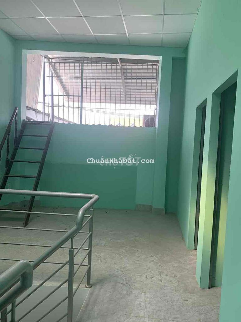 nhà cho thuê rẻ. dt 4-10, 2pn 2wc. tỉnh lộ 10, tân tạo, bình tân.