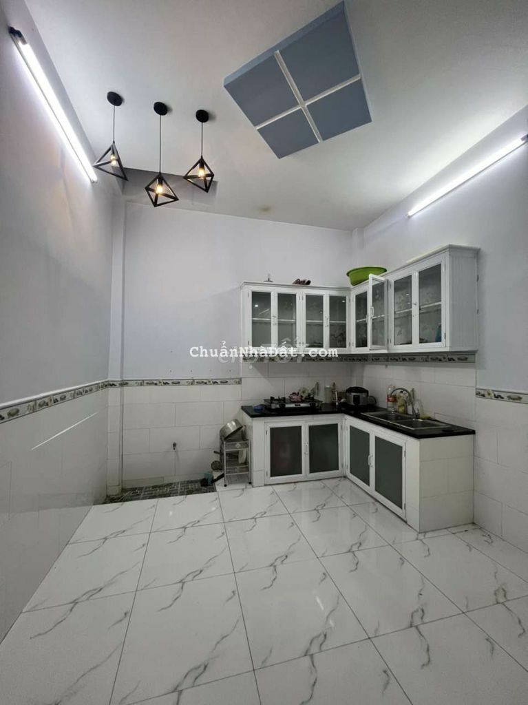 Nhà siêu đẹp 3,5 x 12 có 2pn 2wc , hẻm xe tải