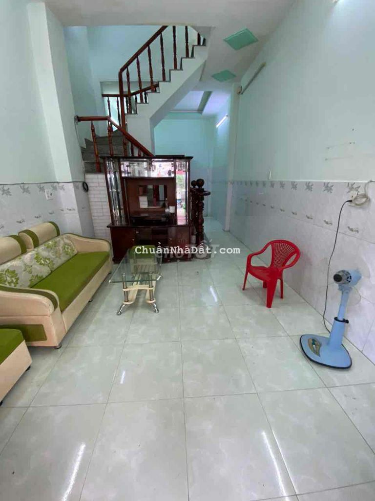 Nhà Sạch Đẹp Giá Tốt(4x10m) Hương Lộ 2 2lầu 3PN 3VS HXH. Nhà Sạch Đẹp Giá Tốt(4x10m) Hương Lộ 2 2lầu 3PN 3VS HXH.