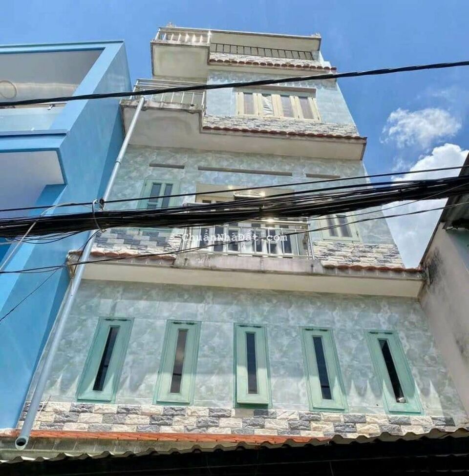 Nhà khu Kênh Nước Đen, [4x11m], 3 lầu, 7PN- 5WC