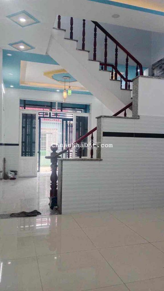 nhà cho thuê rẻ. dt 4-11m2, 1 lầu 2pn. liên khu 5-6, bình tân