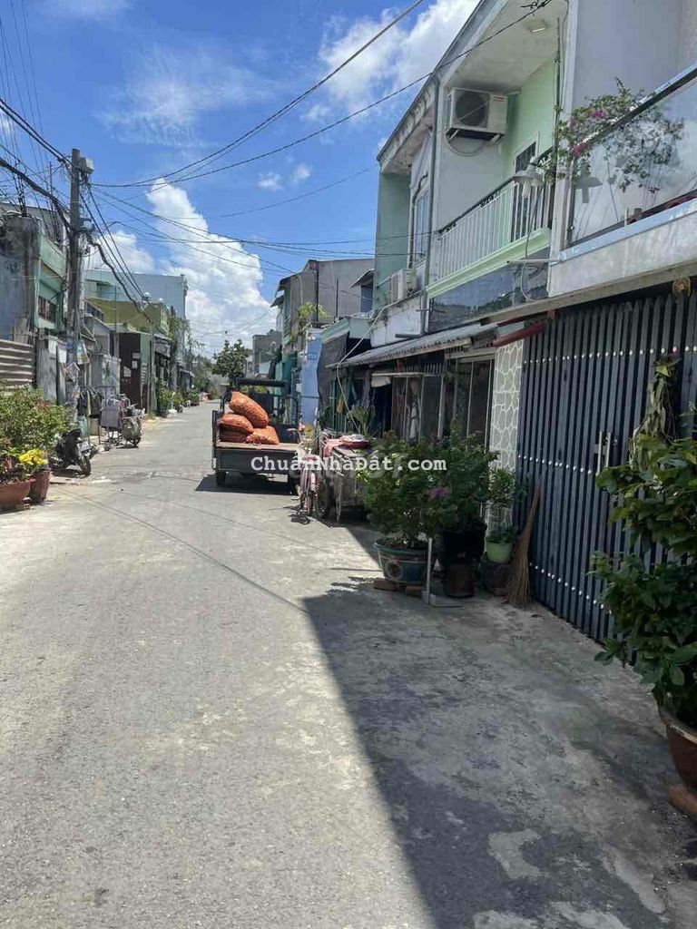 nhà cho thuê rẻ đẹp. dt 4-11m2, 2 lầu. tây lân, bình tân