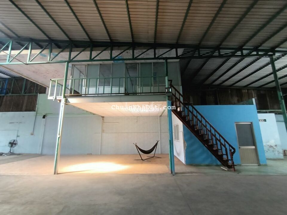 Xưởng Mặt Tiền Đường Quốc Lộ 1A ( 10X50) có Gác Nở Hậu 15m. Ở Bình Tân Xưởng Mặt Tiền Đường Quốc Lộ 1A ( 10X50) có Gác Nở Hậu 15m. Ở Bình Tân