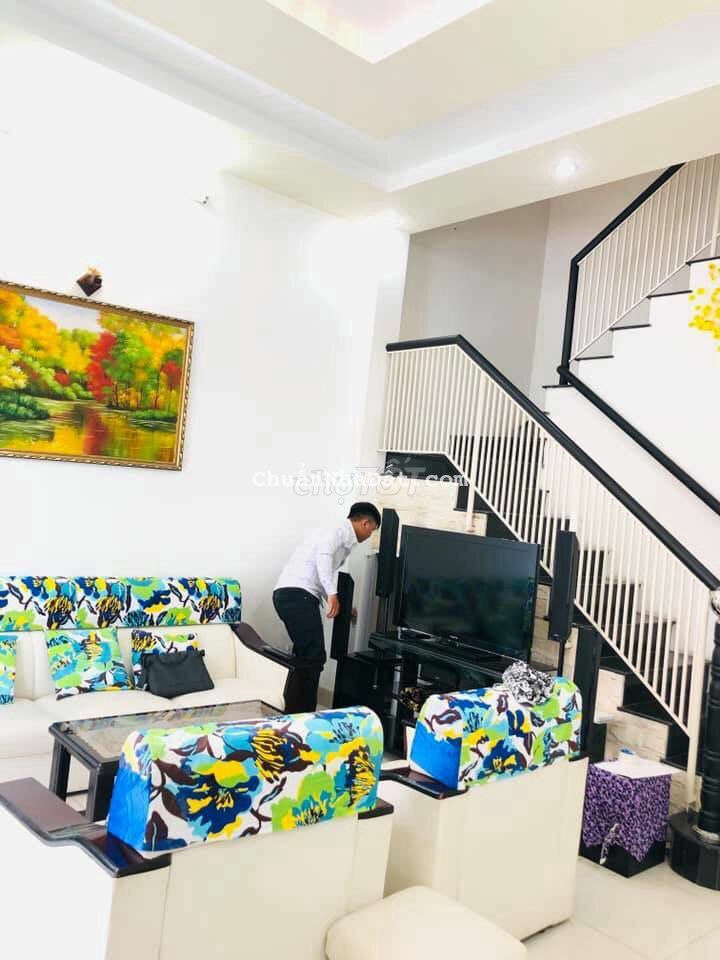 Cho thuê nhà mặt tiền nội bộ khu Tên Lửa 5x10 2 lầu chỉ 11 triệu Cho thuê nhà mặt tiền nội bộ khu Tên Lửa 5x10 2 lầu chỉ 11 triệu