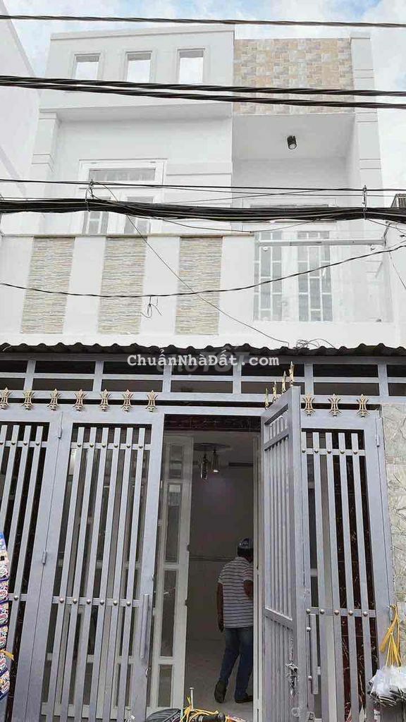 cho thuê nhà 4x14, 1 lầu 4on 2wc giá 8tr