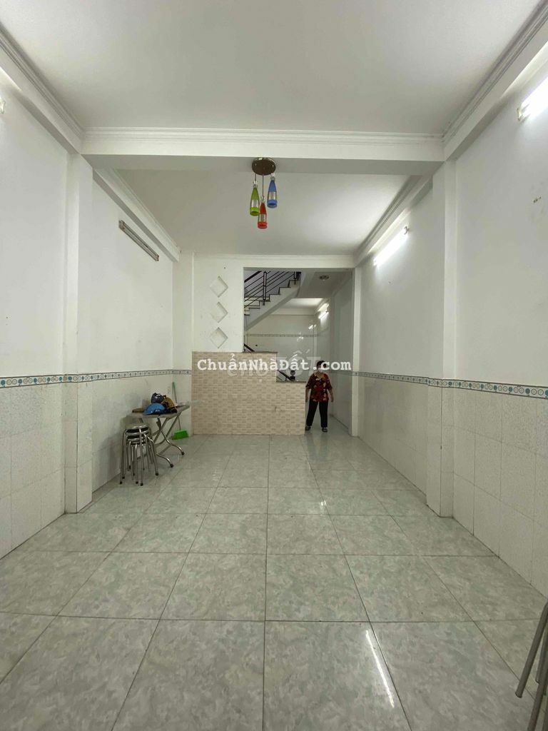 Cho thuê nhà MT 363 Bình Trị Đông (Đất Mới) kinh doanh tốt