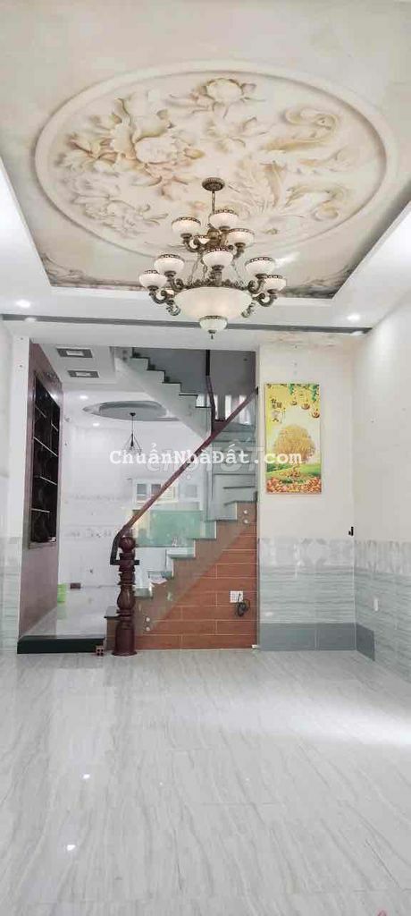 nhà cho thuê 3 lầu 4pn 3wc Lê Văn Quới 12tr