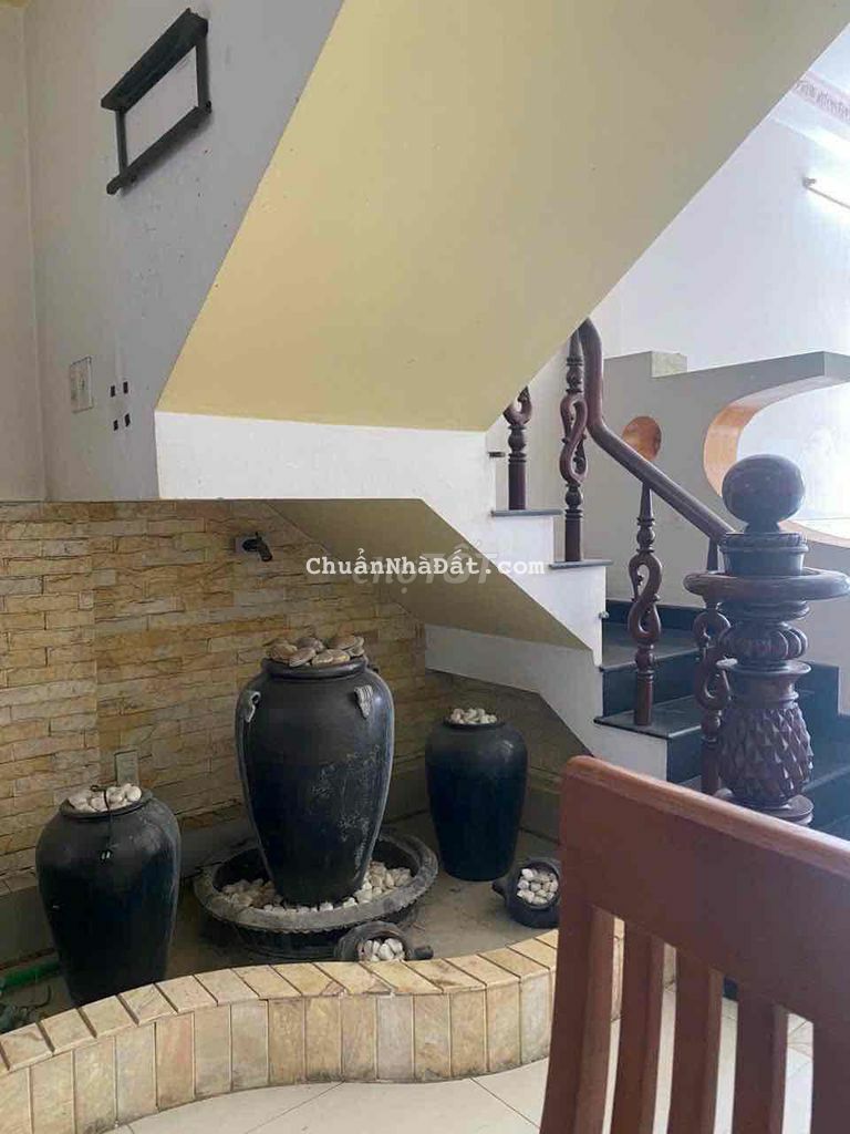 Nhà [4x18] 2 Lầu Đường Tân Hoà Đông 4 Phòng Ngủ / 5WC