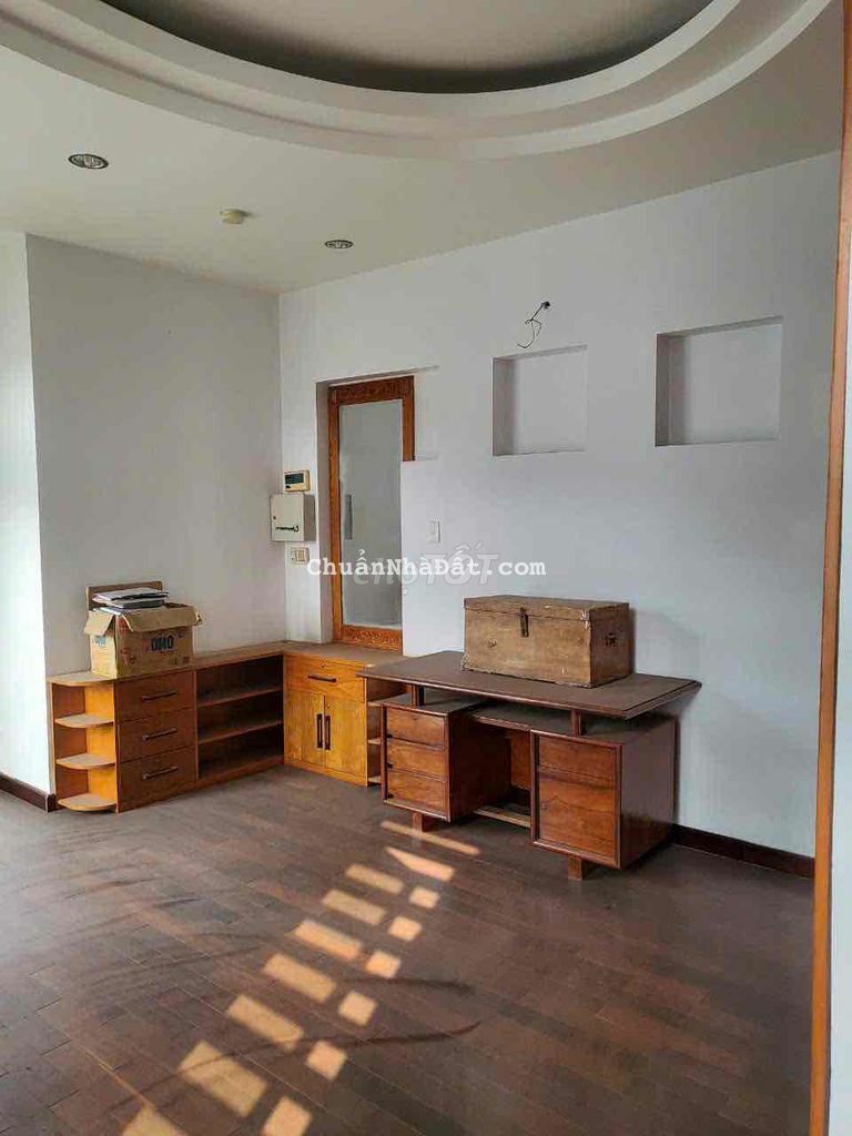 🌺Cho thuê mặt tiền kinh doanh Kinh Dương Vương giá thuê 30 triệu/ than