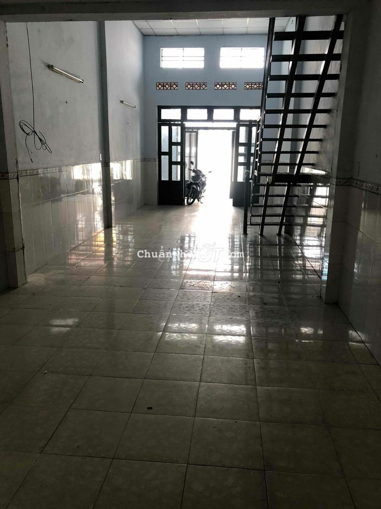 nhà cho thuê nguyên căn hẻm lớn thông đường số 5