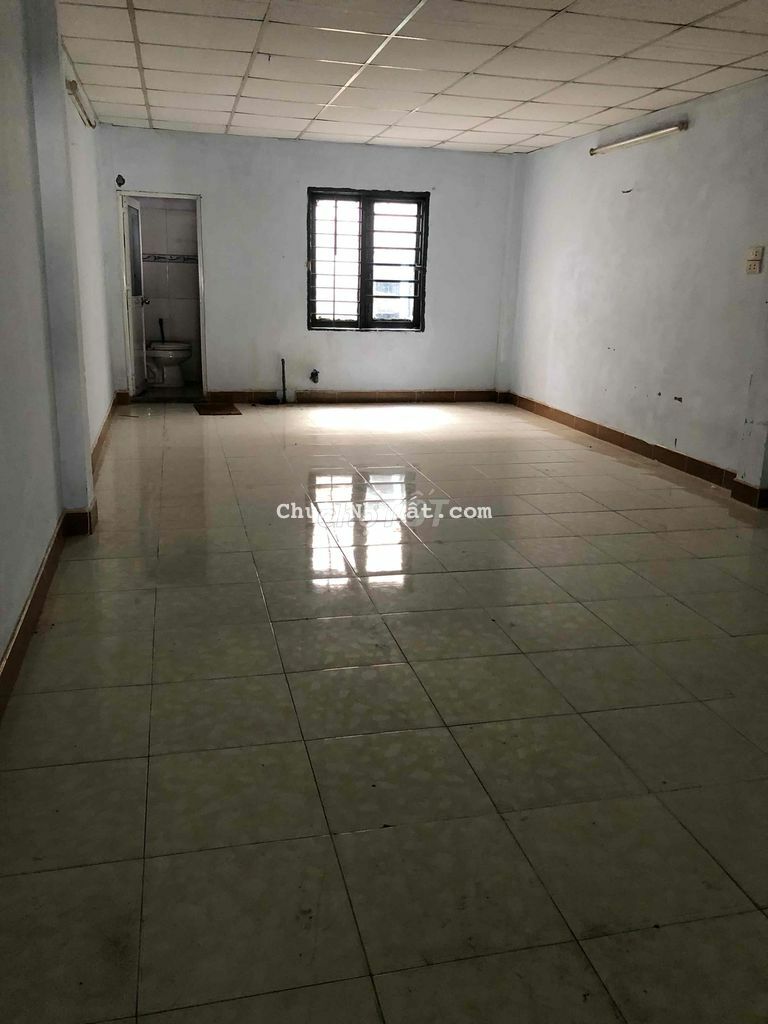 nhà cho thuê nguyên căn hẻm lớn thông đường số 5