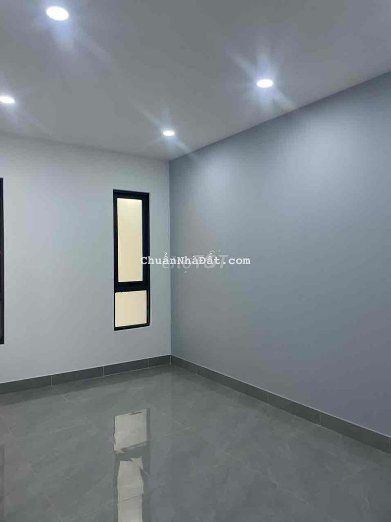 nhà mới 💯 cho thuê giá 9tr, nhà 1 lầu 3pn 2wc