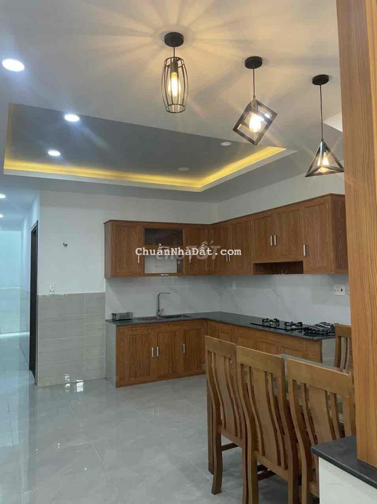 nhà mới 💯 cho thuê giá 9tr, nhà 1 lầu 3pn 2wc