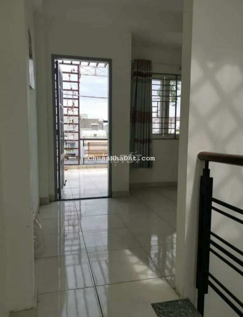 Nhà 2 lầu, mới đẹp, sạch sẽ 4×20 cho thuê lâu dài