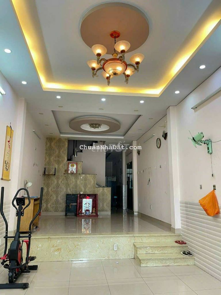 Nhà đẹp Trương Phước Phan đối diện chợ Bình Trị cho thuê