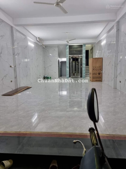 NR Phú Diễn, gần ĐH TN&MT 50m2, 5 tầng, vỉa hè ô tô đỗ NR Phú Diễn, gần ĐH TN&MT 50m2, 5 tầng, vỉa hè ô tô đỗ