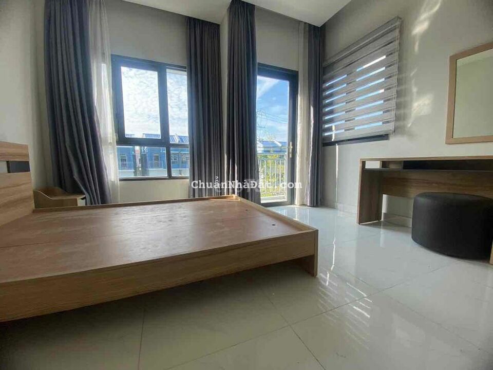 Cho Thuê Nhà Nội Thất Cao Cấp - Oasis City 6tr Cho Thuê Nhà Nội Thất Cao Cấp - Oasis City 6tr