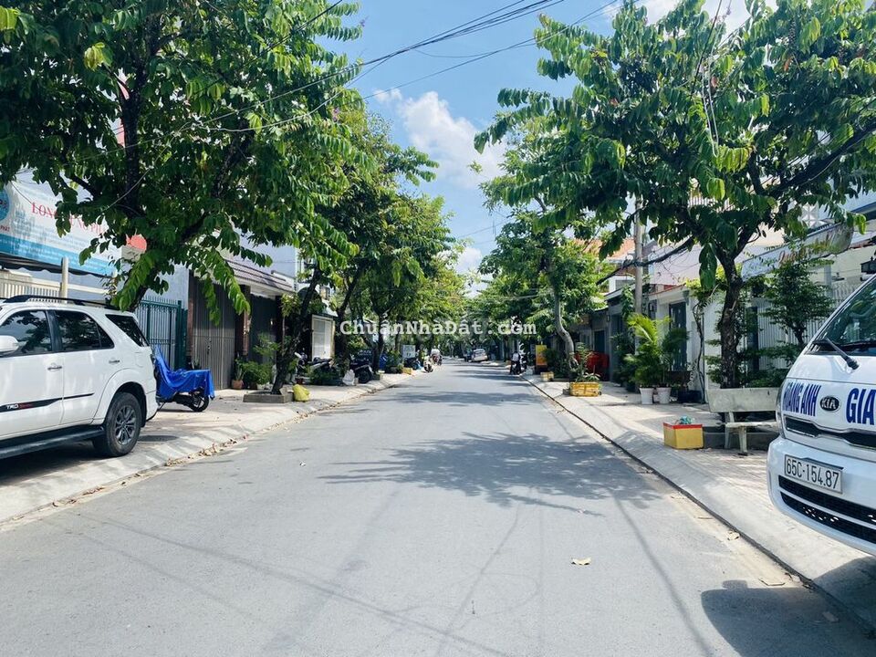 NHÀ CHO THUÊ: TRỆT 1 LẦU RỘNG ĐẸP - FULL MÁY LẠNH NHÀ CHO THUÊ: TRỆT 1 LẦU RỘNG ĐẸP - FULL MÁY LẠNH