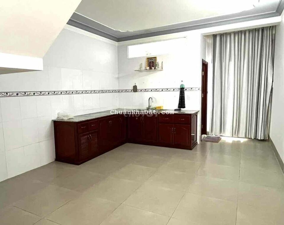 CHO THUÊ NHÀ LẦU HƯNG PHÚ CTY8 SẴN NỘI THẤT GIÁ 8tr CHO THUÊ NHÀ LẦU HƯNG PHÚ CTY8 SẴN NỘI THẤT GIÁ 8tr