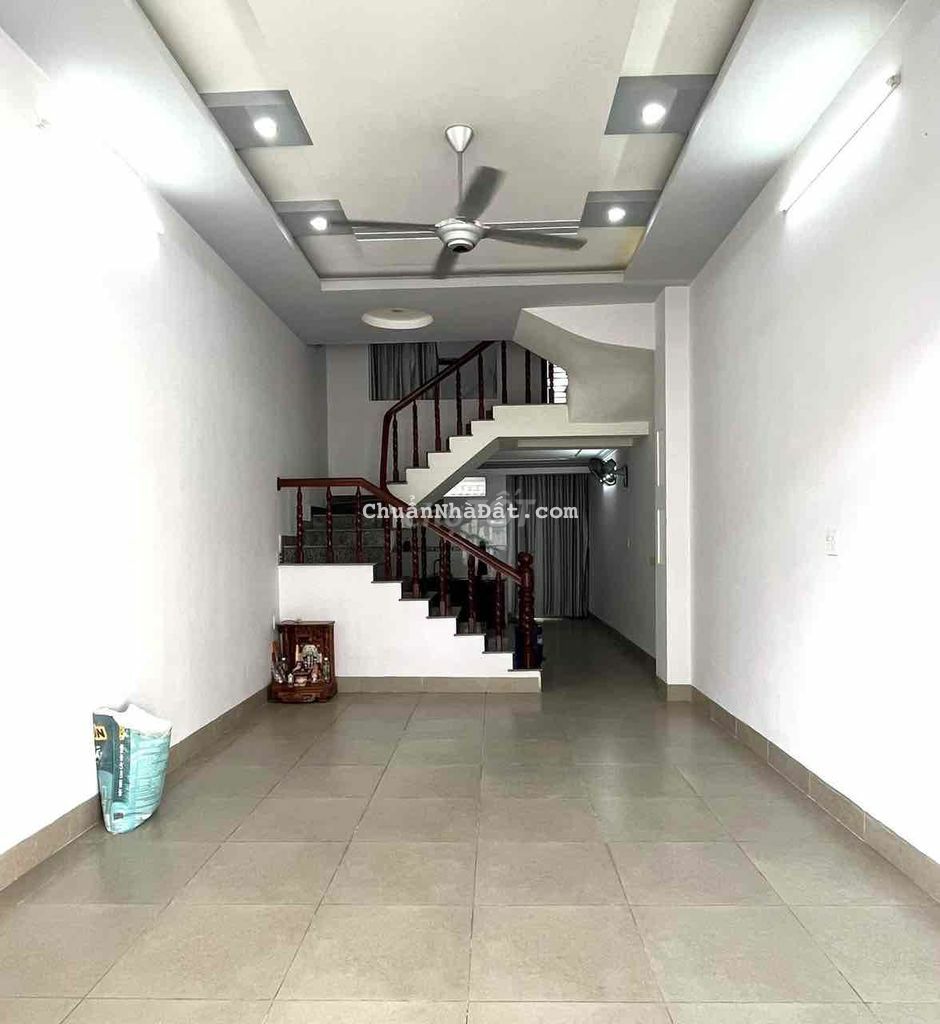 CHO THUÊ NHÀ LẦU HƯNG PHÚ CTY8 SẴN NỘI THẤT GIÁ 8tr CHO THUÊ NHÀ LẦU HƯNG PHÚ CTY8 SẴN NỘI THẤT GIÁ 8tr