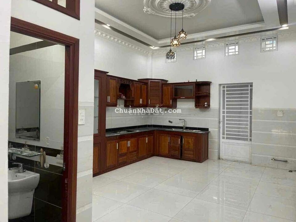 CHO THUÊ NHÀ 2 LẦU MỚI ĐẸP KDC HƯNG PHÚ