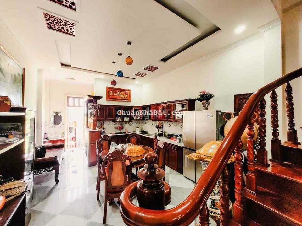 🌻CHO THUÊ NHÀ TRỆT LẦU FULL NỘI THẤT CAO CẤP KDC HƯNG PHÚ 1 🌻CHO THUÊ NHÀ TRỆT LẦU FULL NỘI THẤT CAO CẤP KDC HƯNG PHÚ 1