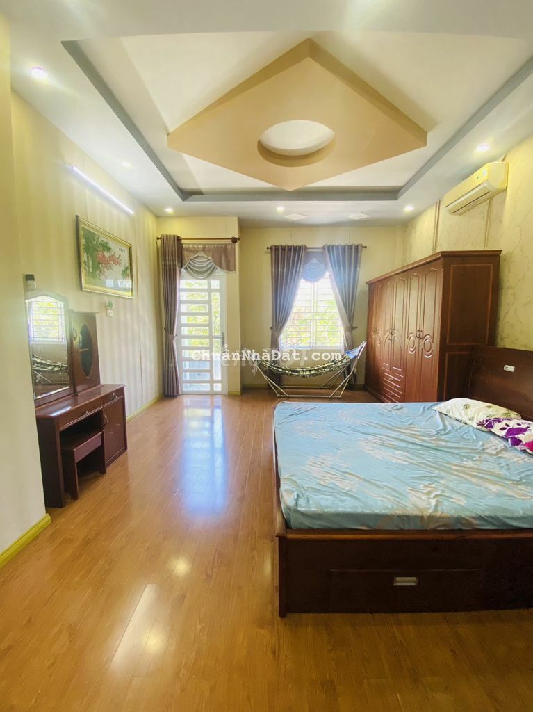 NHÀ CHO THUÊ: TRỆT 2 LẦU ĐẸP MỚI - FULL MÁY LẠNH & NỘI THẤT NHÀ CHO THUÊ: TRỆT 2 LẦU ĐẸP MỚI - FULL MÁY LẠNH & NỘI THẤT