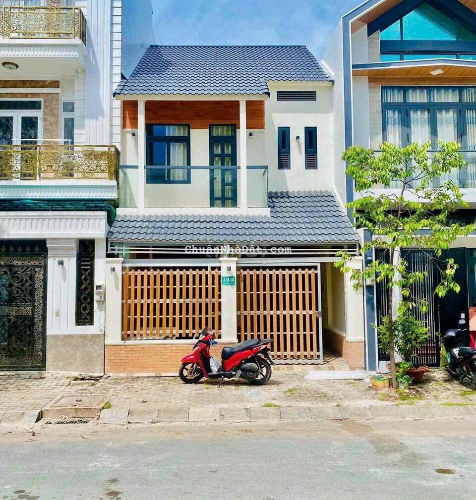 Cho thuê Nhà trệt lầu 3PN đường số 1 khu Nam Long 2