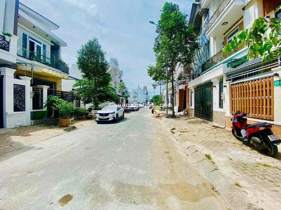 Cho thuê Nhà trệt lầu 3PN đường số 1 khu Nam Long 2