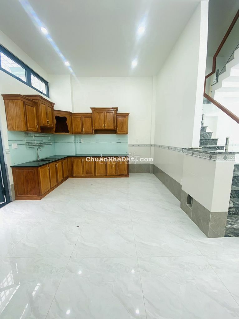 NHÀ CH.O TH.UÊ: NHÀ LẦU MỚI 100% - TRỤC CHÍNH KDC NAM LONG